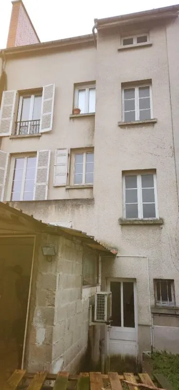 Immeuble au centre ville - Photo 1