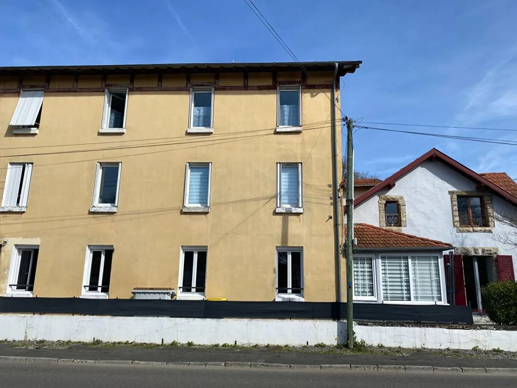 Spécial investisseurs : IMMEUBLE bonne rentabilité Salies-de-Béarn - Photo 1