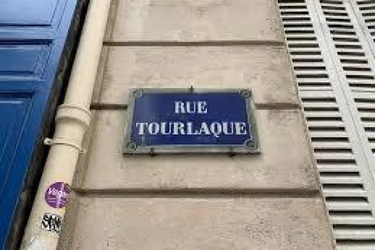Montmartre - Damrémont - Tourlaque - Immeuble - 640 m² - Photo 1