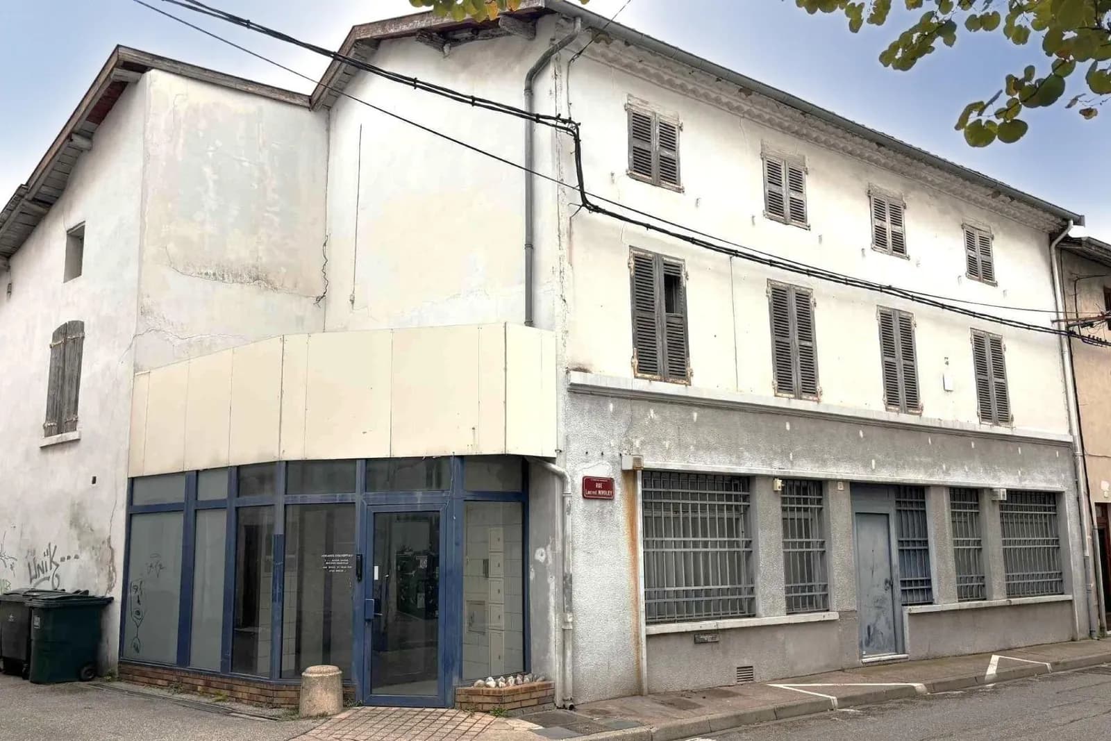 IMMEUBLE IDEAL INVESTISSEMENT - Photo 1