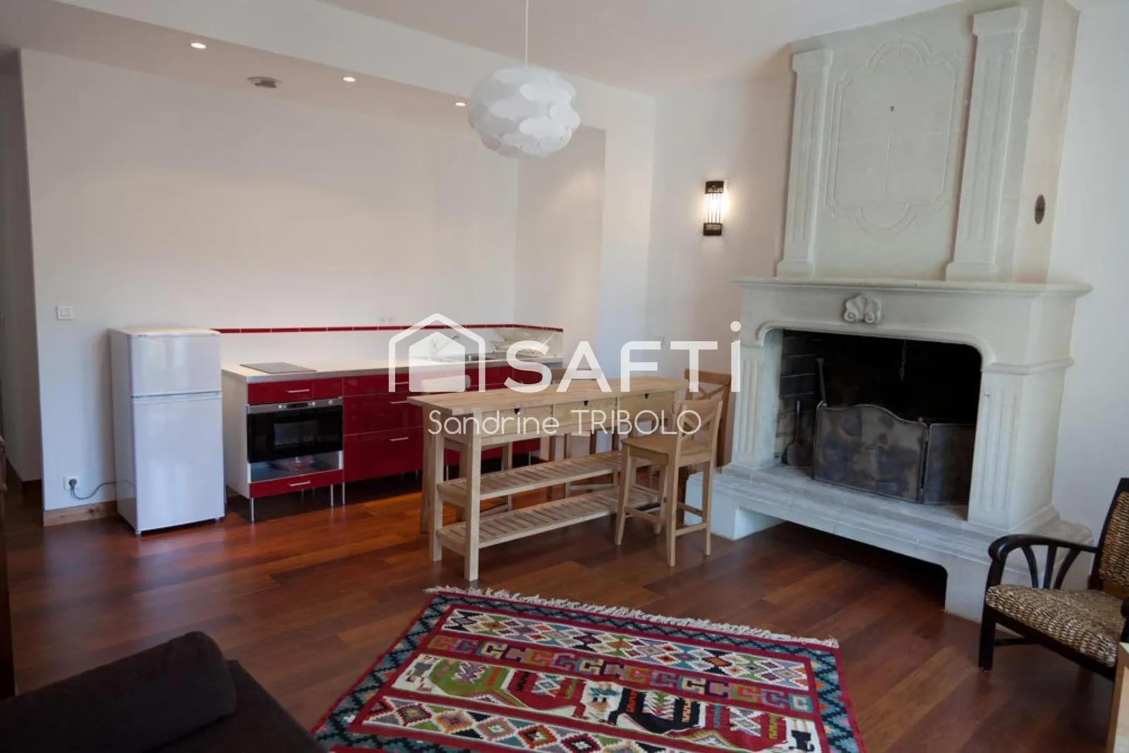 Idéal pour investisseurs en quête d'un bien à optimiser, transformer et valoriser. Ensemble immobilier en copropriété. - Photo 1