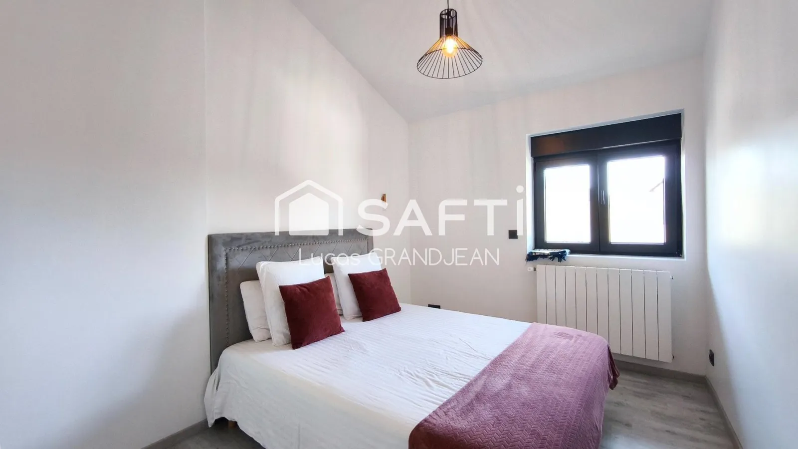 Immeuble Rénové en Monopropriété / Deux Appartements - Photo 1