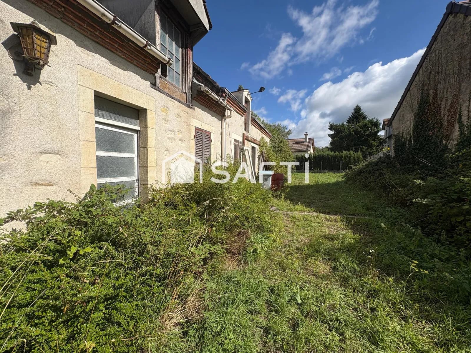 Ensemble immobilier 200m2 sur terrain constructible 2500m2 - Photo 1