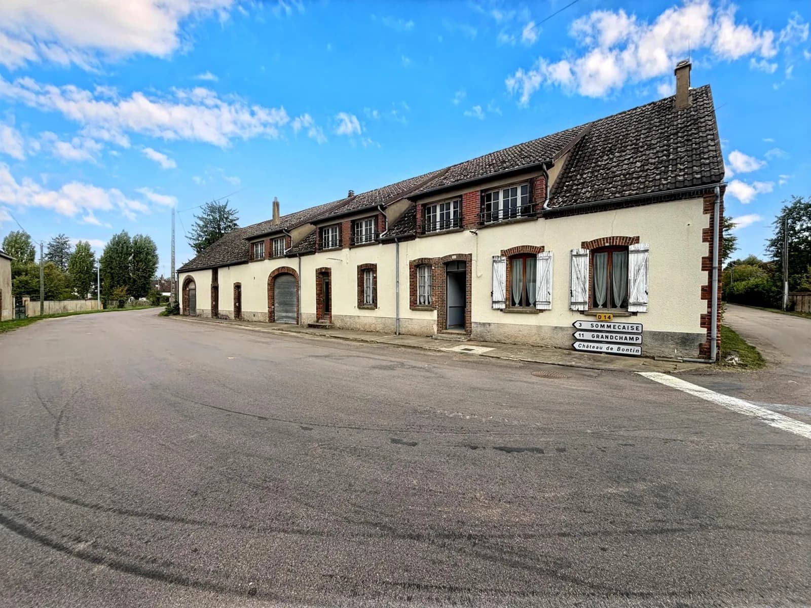 Ensemble immobilier à fort potentiel - Photo 1