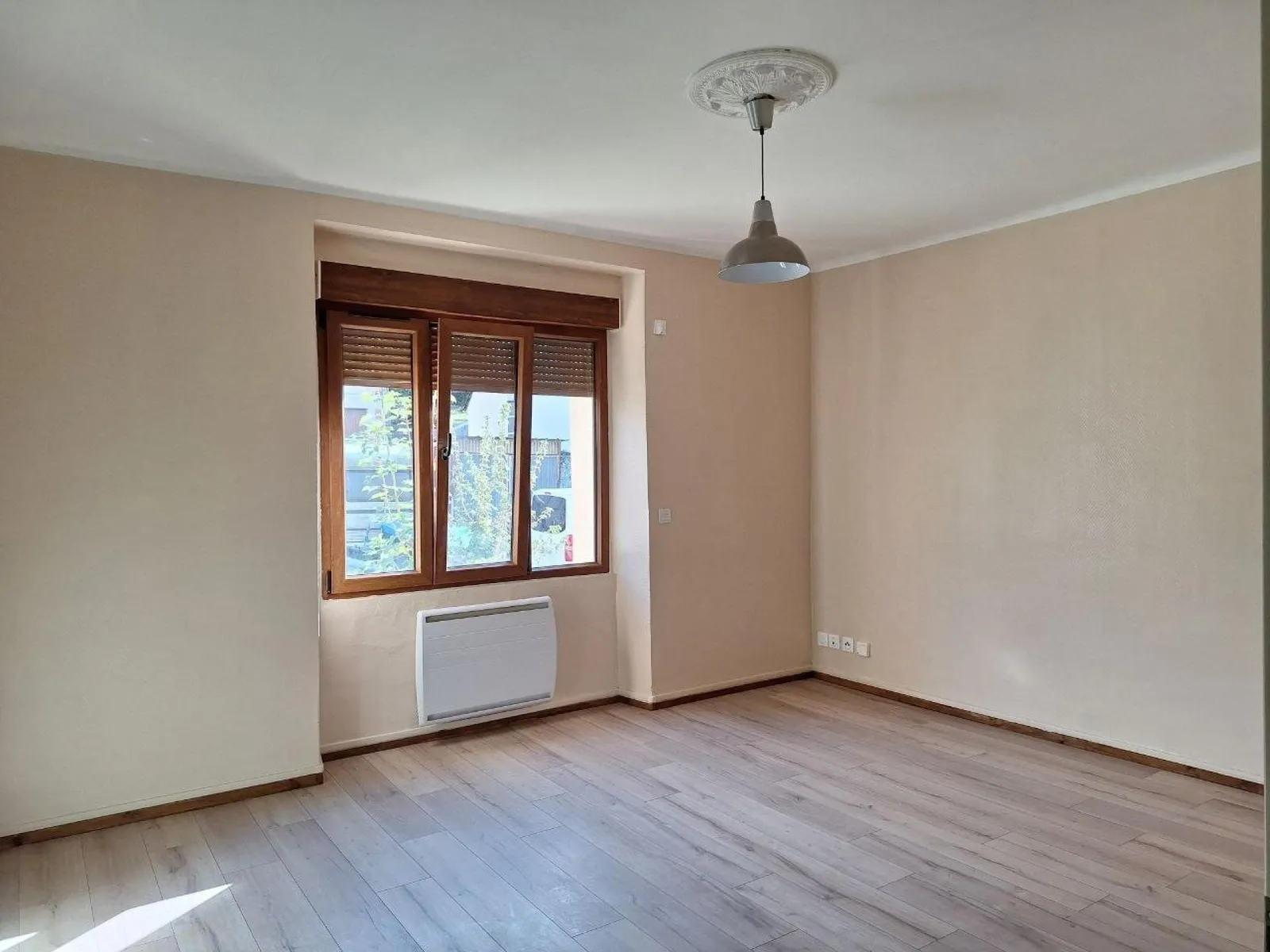 Immeuble avec 3 F3 loués à bonne rentabilité - Photo 1