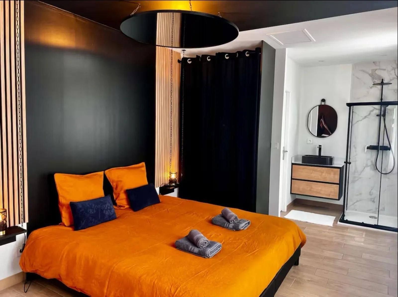 Ensemble immobilier - Photo 1