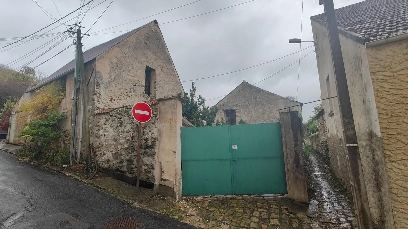 Ensemble immobilier avec fort potentiel - Photo 1