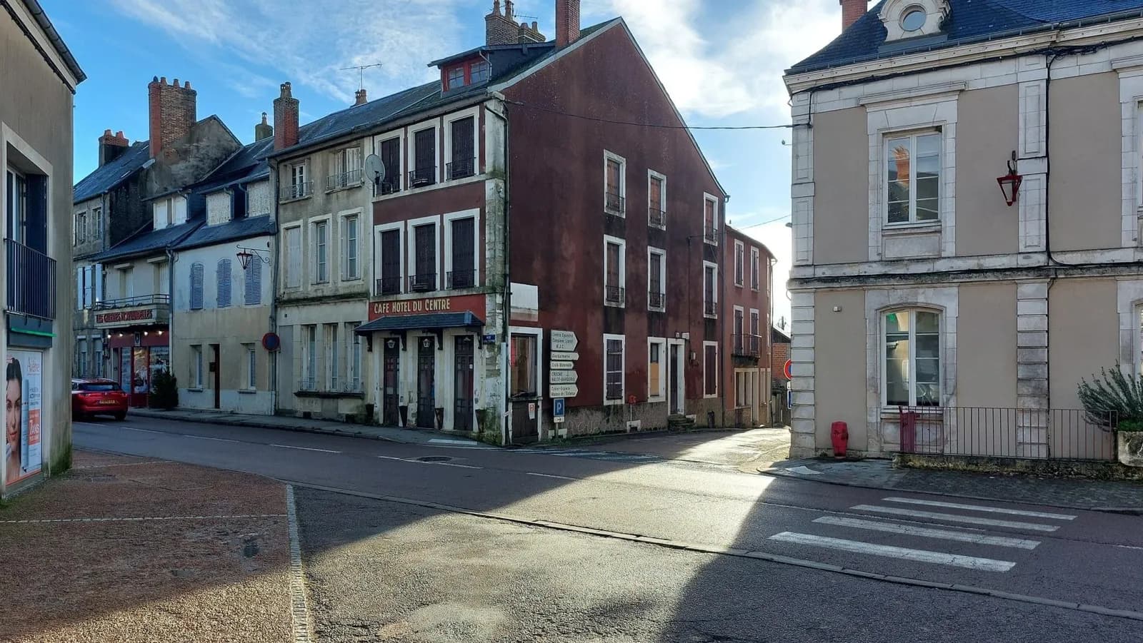 Idéalement situé - Centre ville - Photo 1