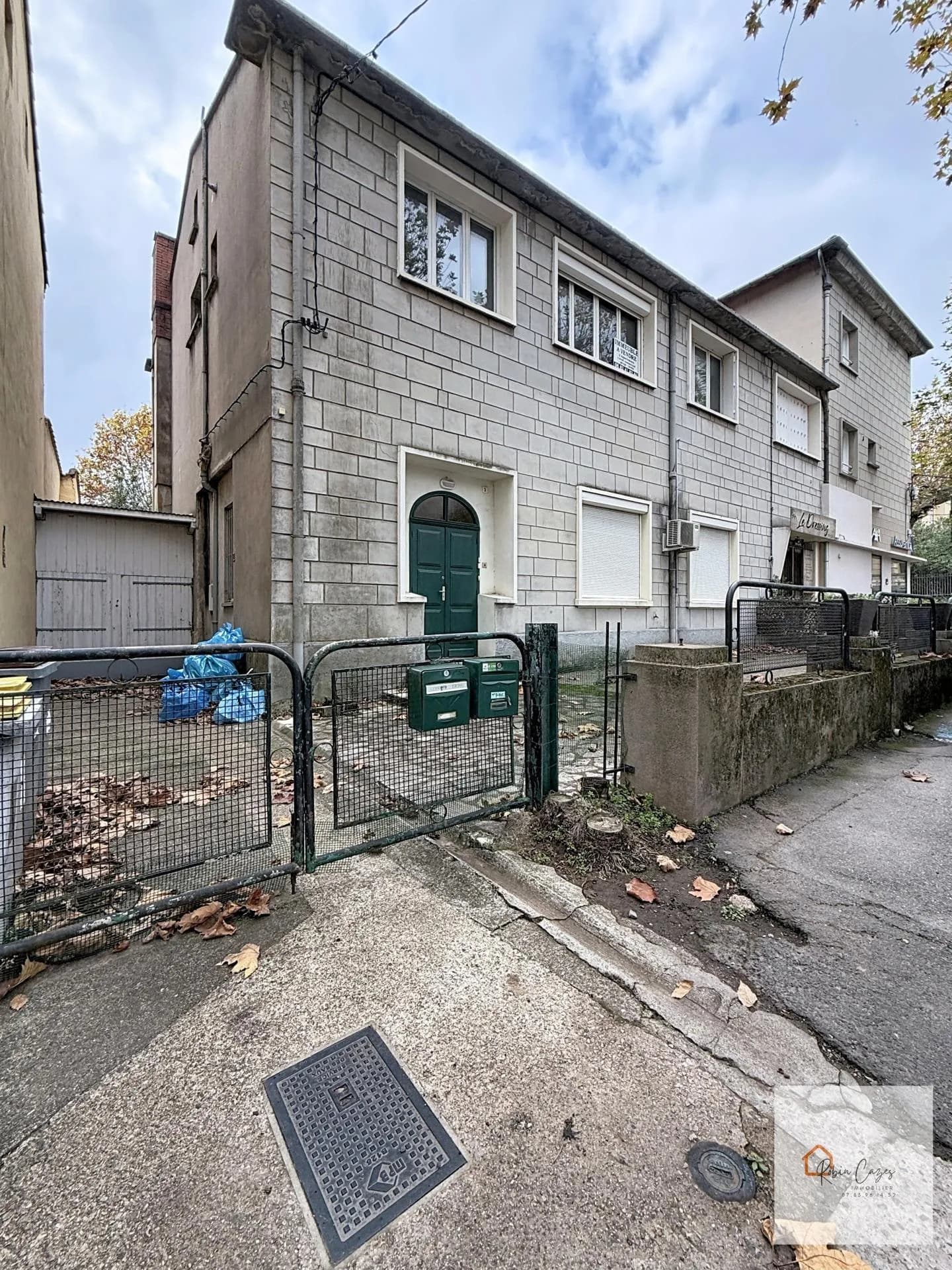Immeuble de rapport partiellement loué - Centre de Lamalou-les-Bains - Photo 1