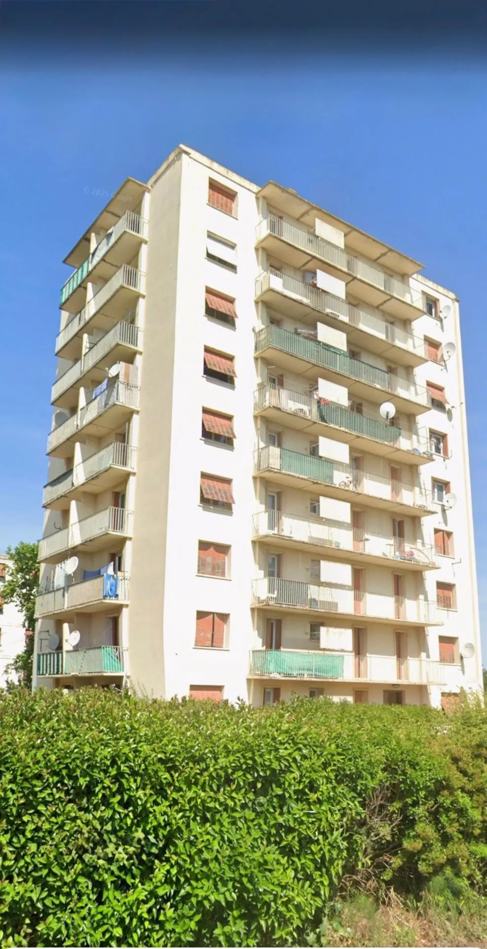 IMMEUBLE DE 27 APPARTEMENTS - Photo 1