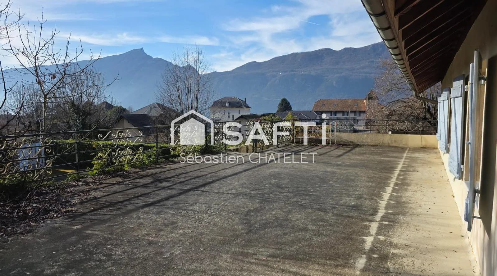 Ensemble immobilier au fort potentiel au calme - Photo 1