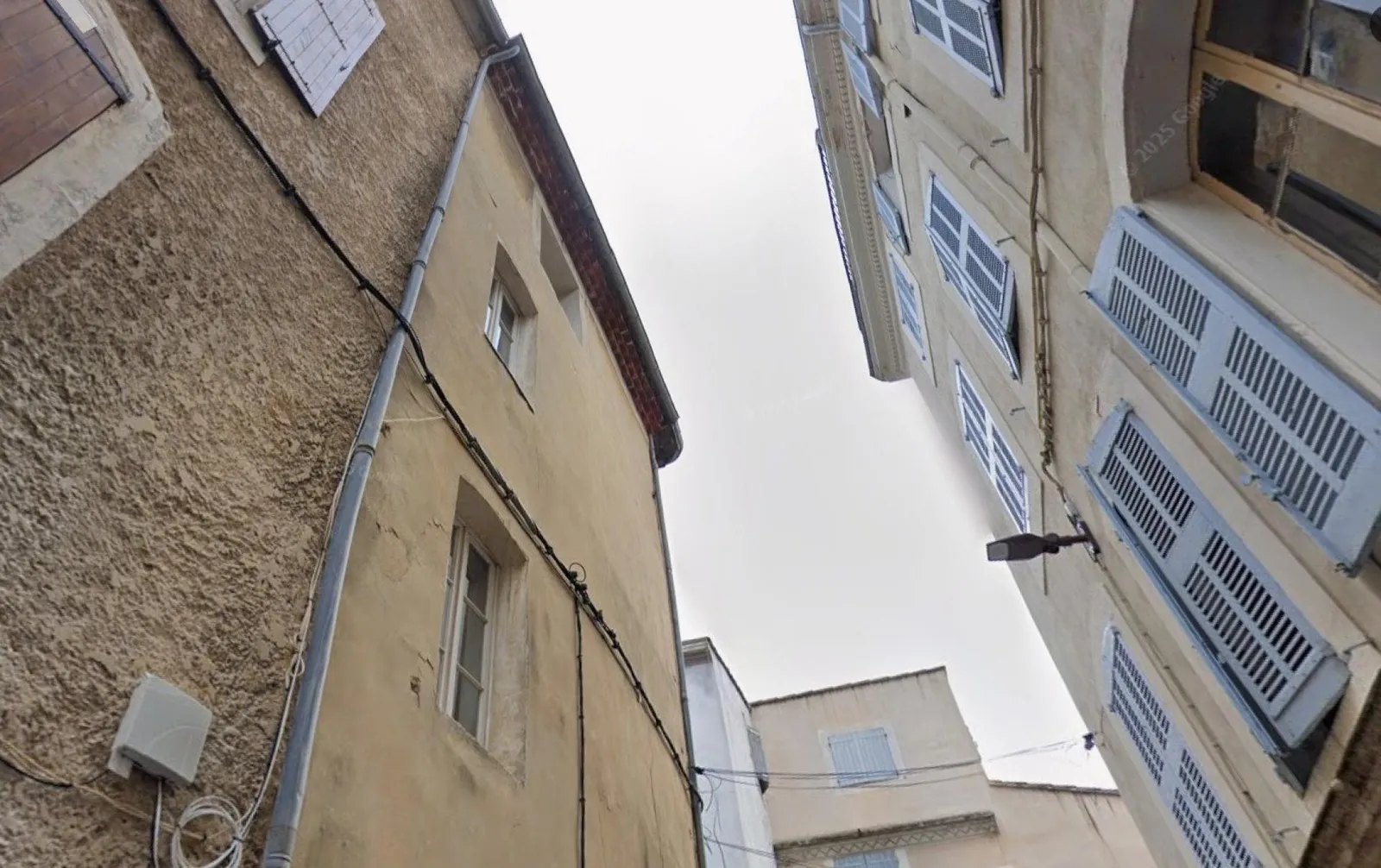 Immeuble de rapport à forte rentabilité - Centre-ville d'Apt (84400) - Photo 1