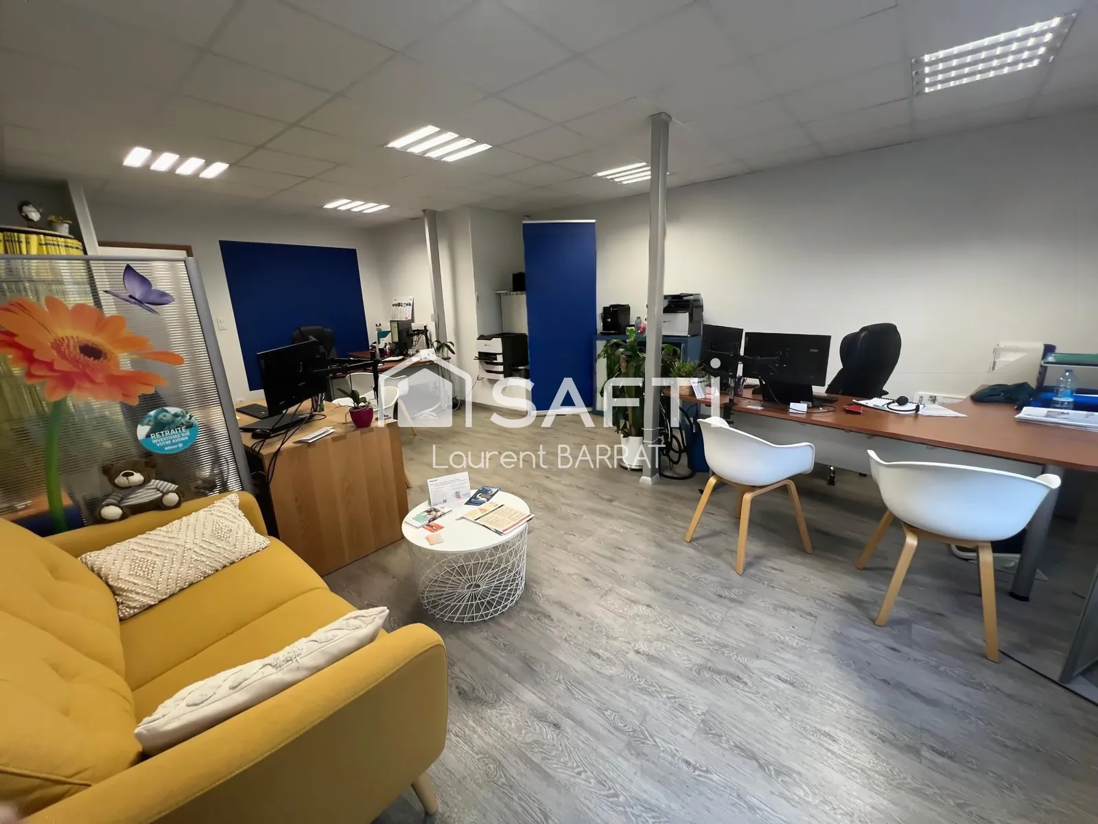 Immeuble de bureaux - Photo 1