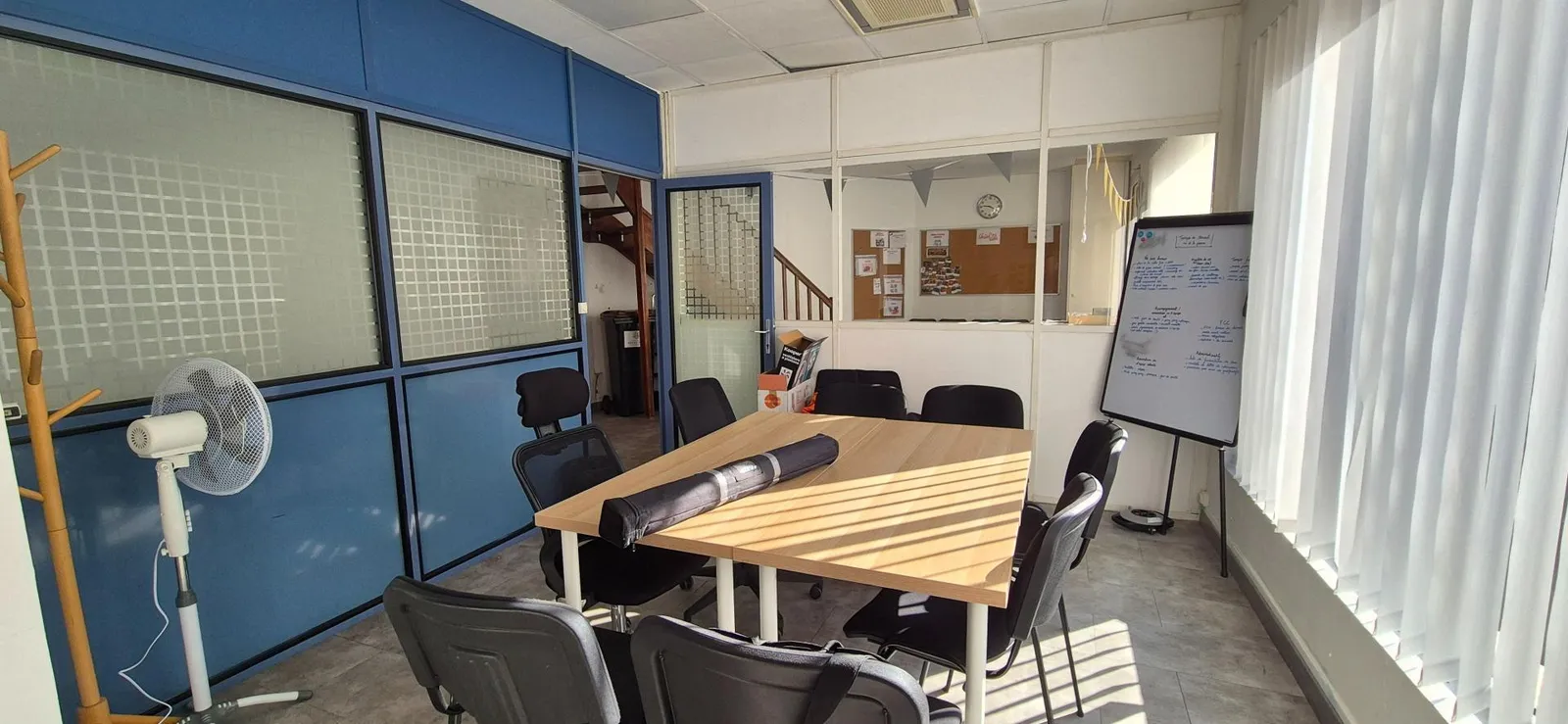 Spécial investisseur : immeuble de bureaux loué en hyper centre de Béthune - Photo 1