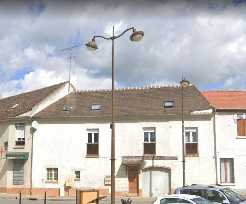 Immeuble - Photo 1