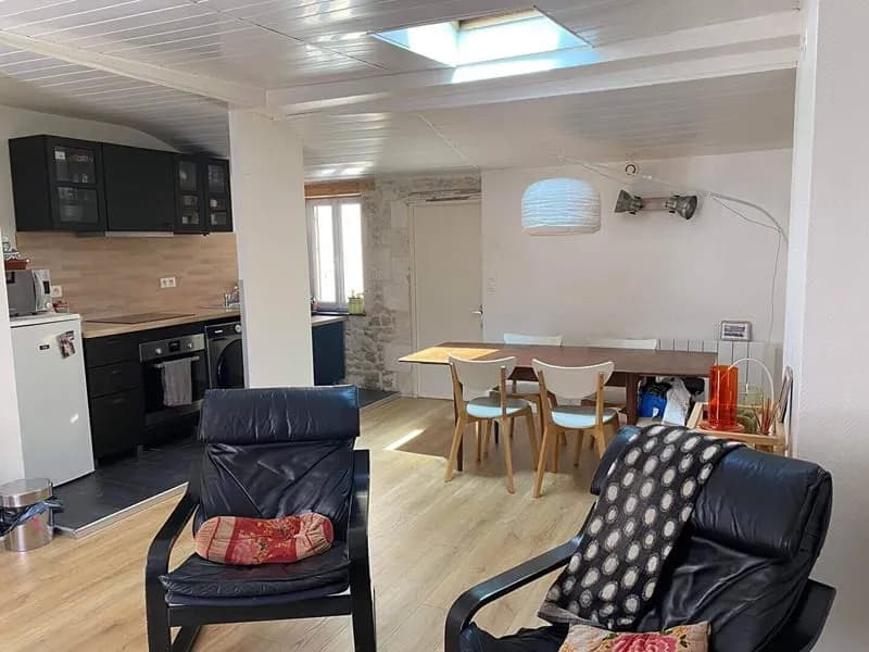 Immeuble 80 m² - Photo 1