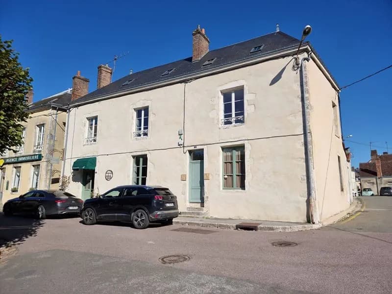 Immeuble 154 m² - Photo 1