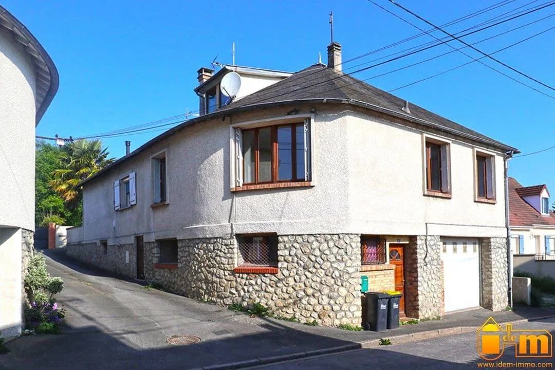 Immeuble de rapport 6 pièces 120 m² - Photo 1