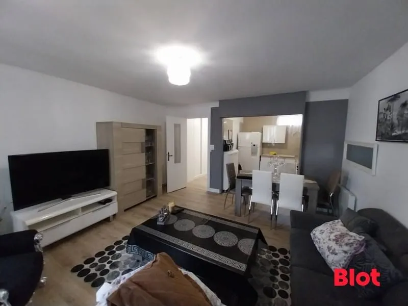 Immeuble 140 m² - Photo 1