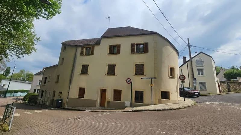Immeuble 220 m² - Photo 1