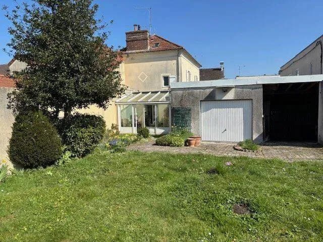 Immeuble 175 m² - Photo 1