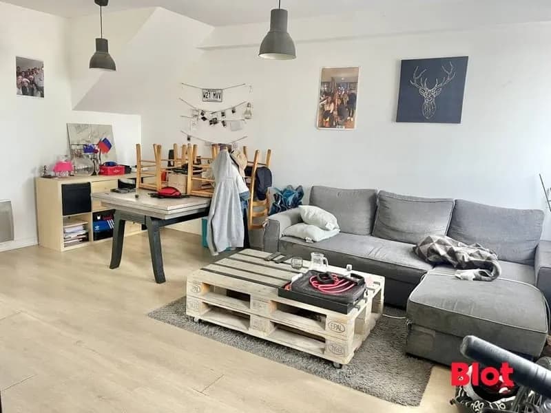 Immeuble 247 m² - Photo 1