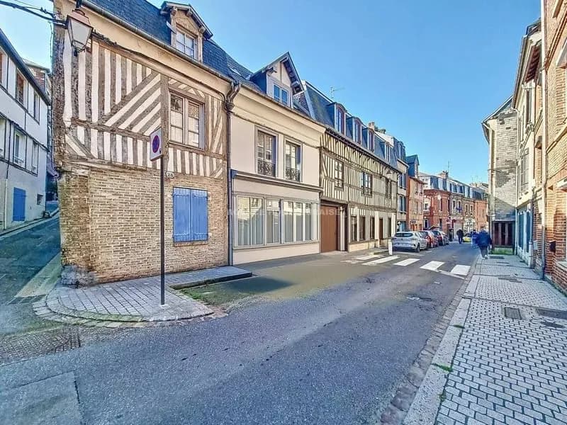 Immeuble 64 m² - Photo 1