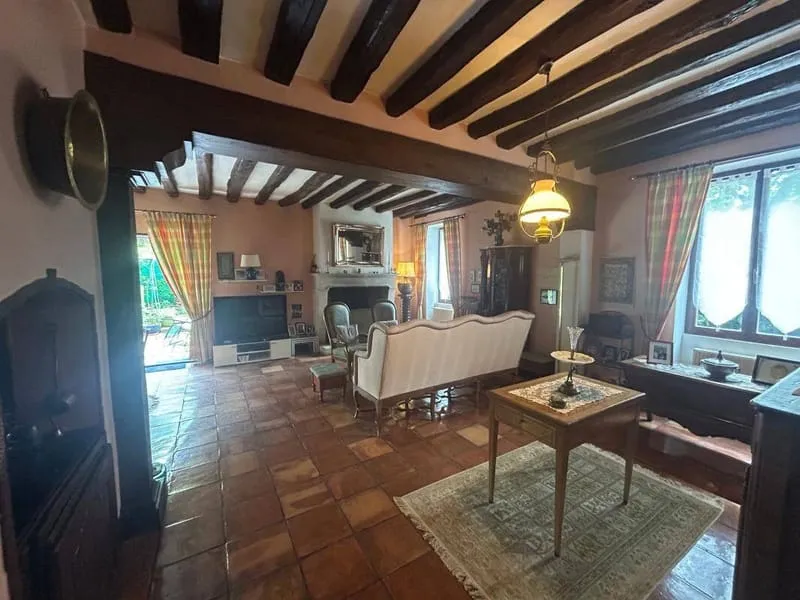Immeuble 198 m² - Photo 1
