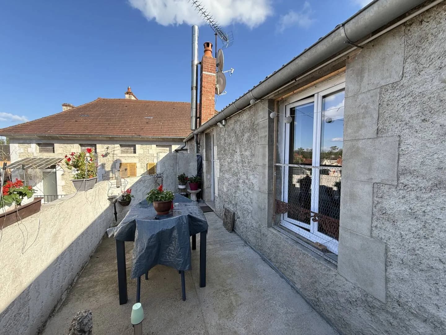 Immeuble 212 m² - Photo 1
