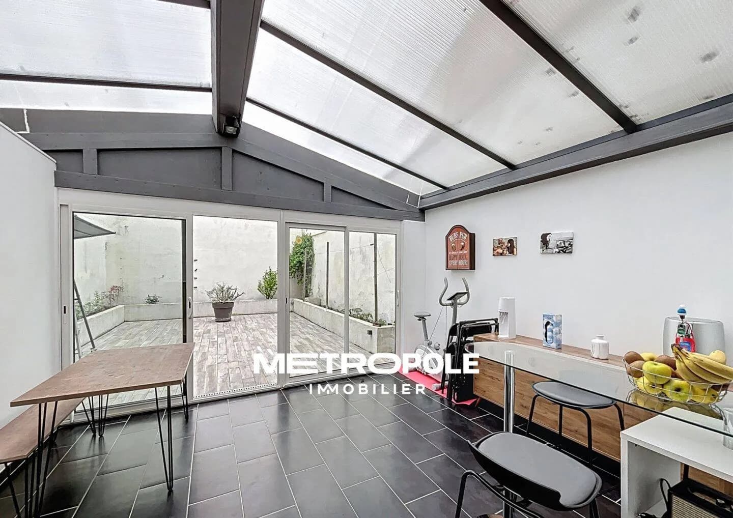 Immeuble de rapport 7 pièces 184 m² - Photo 1