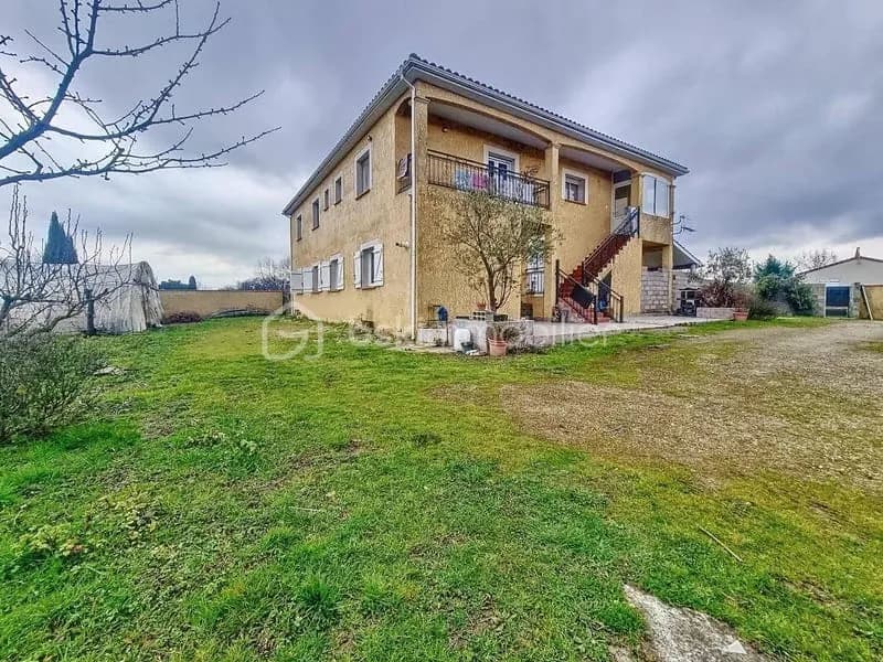Immeuble 350 m² - Photo 1