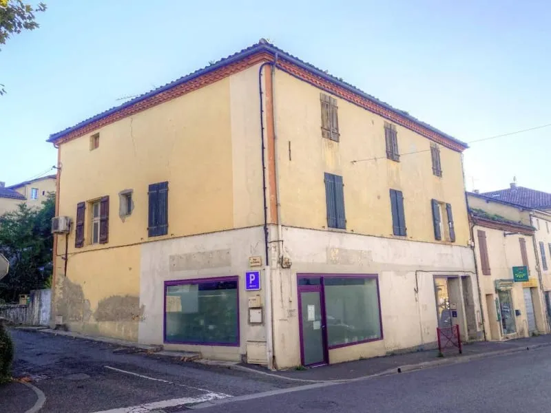 Immeuble 5 pièces 320 m² - Photo 1