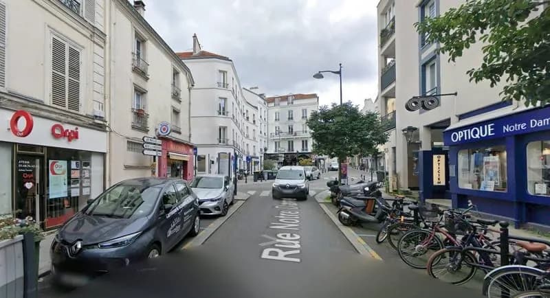 Immeuble 236 m² - Photo 1