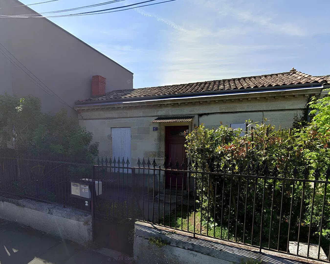 Immeuble 90 m² - Photo 1
