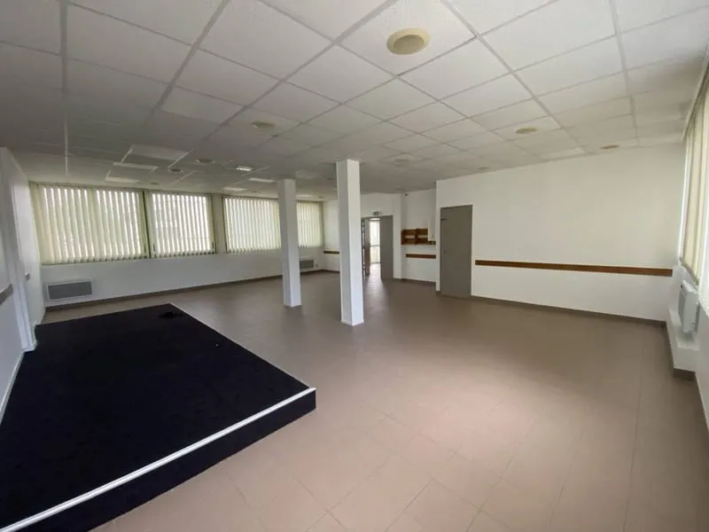 Immeuble 436 m² - Photo 1