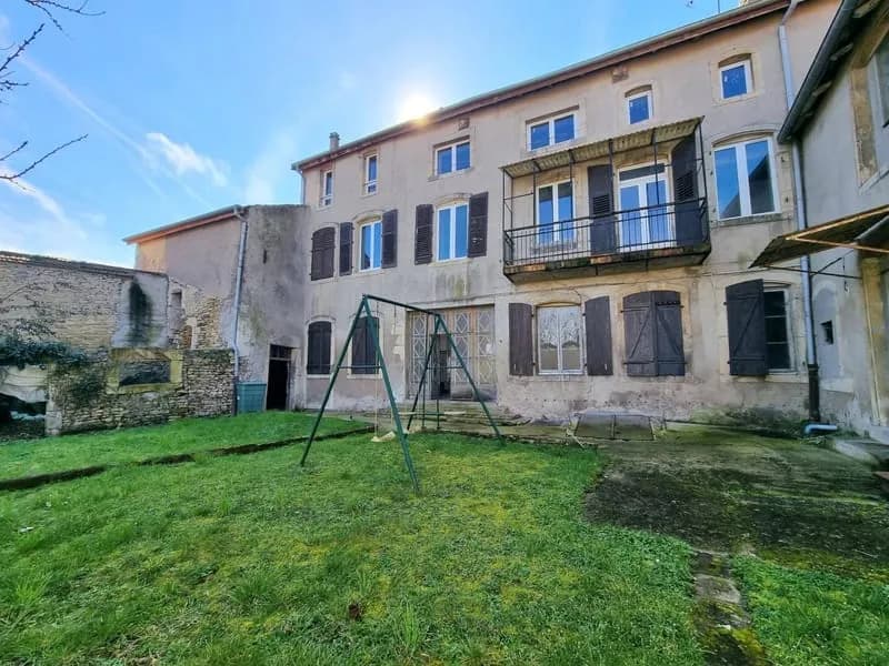 Immeuble 650 m² - Photo 1