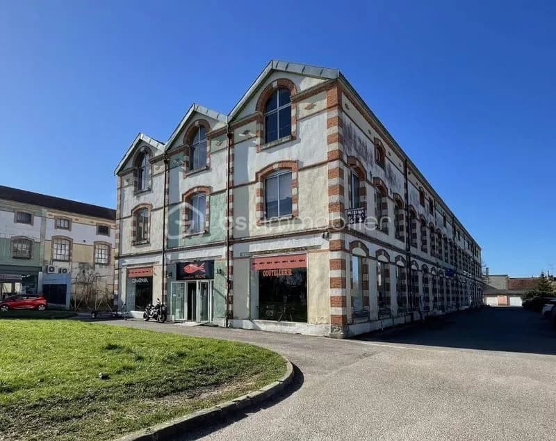 Immeuble de rapport 1600 m² - Photo 1