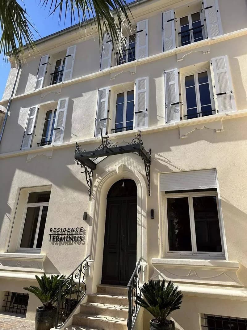 Immeuble de rapport 320 m² - Photo 1