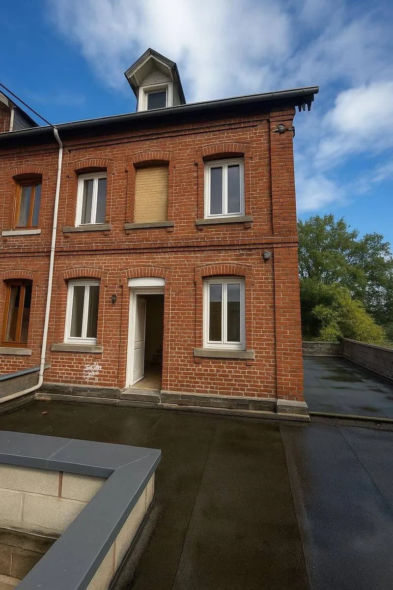 Immeuble 150 m² - Photo 1
