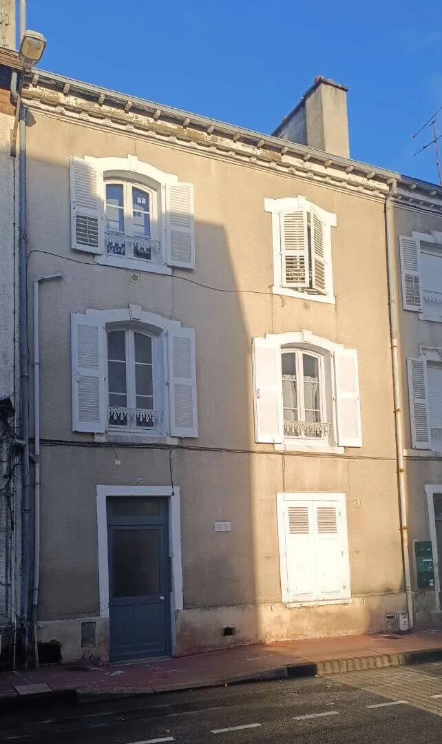 Immeuble 140 m² - Photo 1