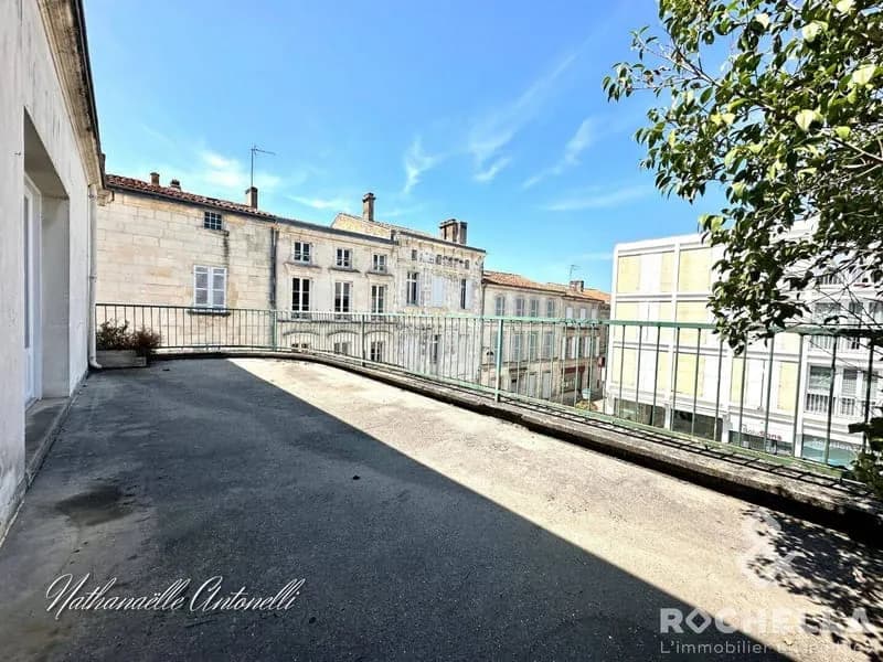 Immeuble de rapport 437 m² - Photo 1