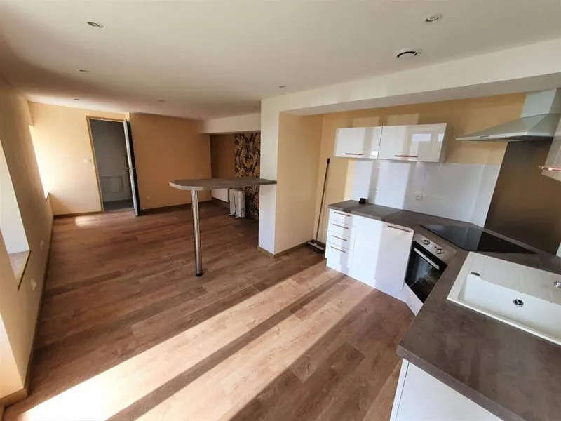 Immeuble 305 m² - Photo 1