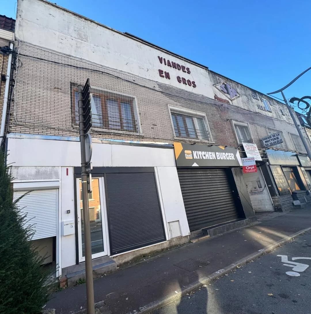 Immeuble mixte 3062 m² - Photo 1