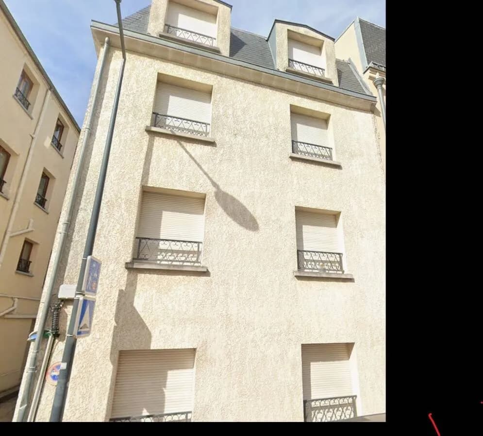 Immeuble 215 m² - Photo 1