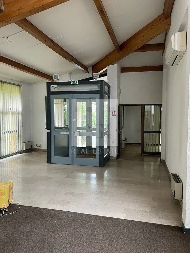 Immeuble 961 m² - Photo 1