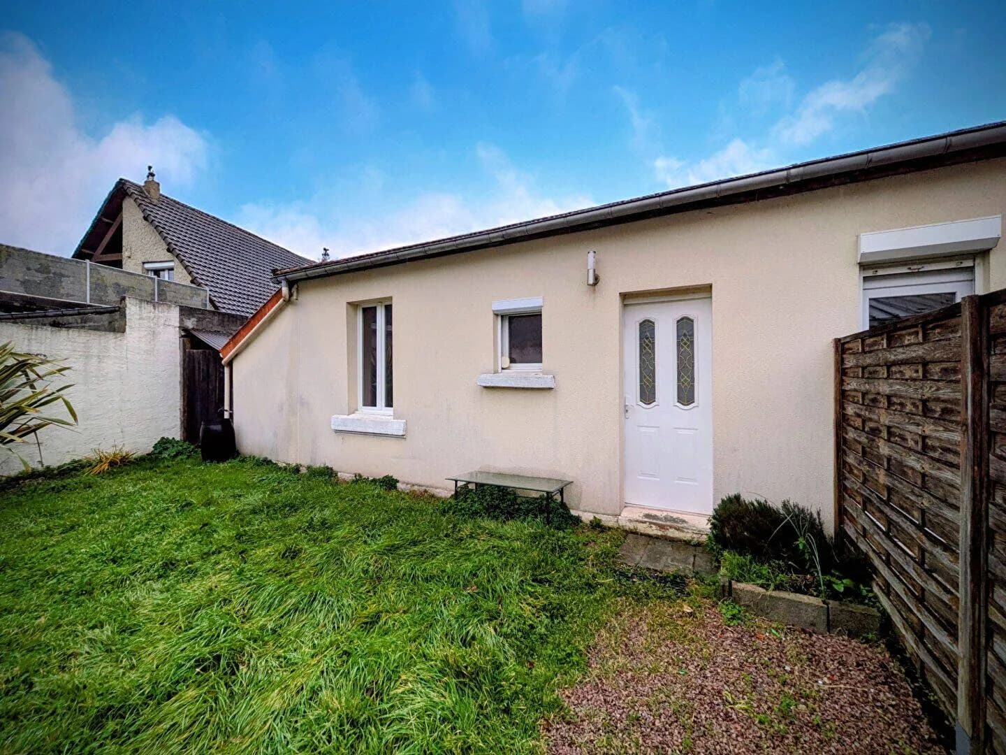 Immeuble 58 m² - Photo 1