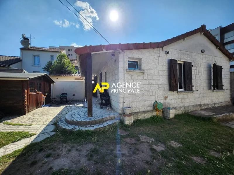 Immeuble 96 m² - Photo 1