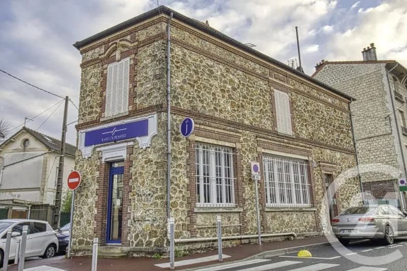 Immeuble de rapport 212 m² - Photo 1