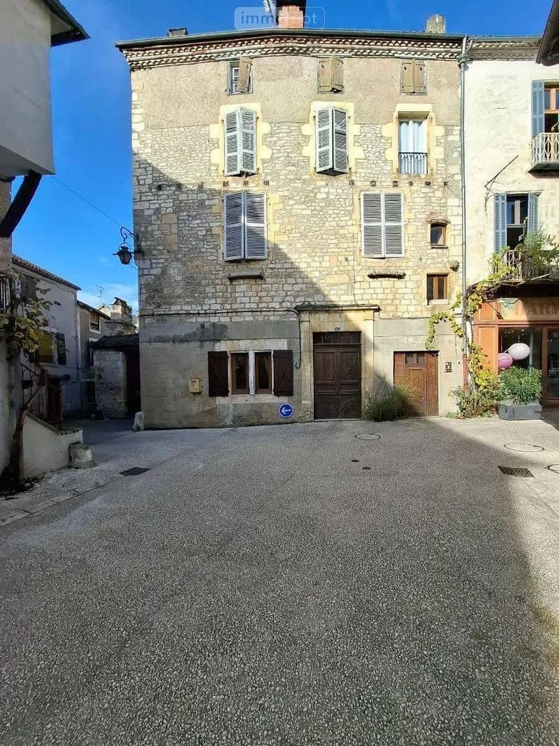 Immeuble 287 m² - Photo 1
