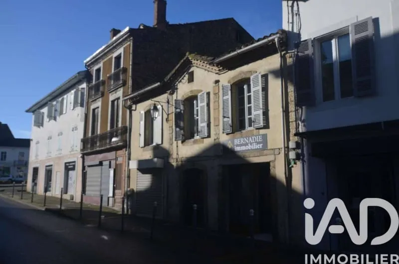 Immeuble 110 m² - Photo 1